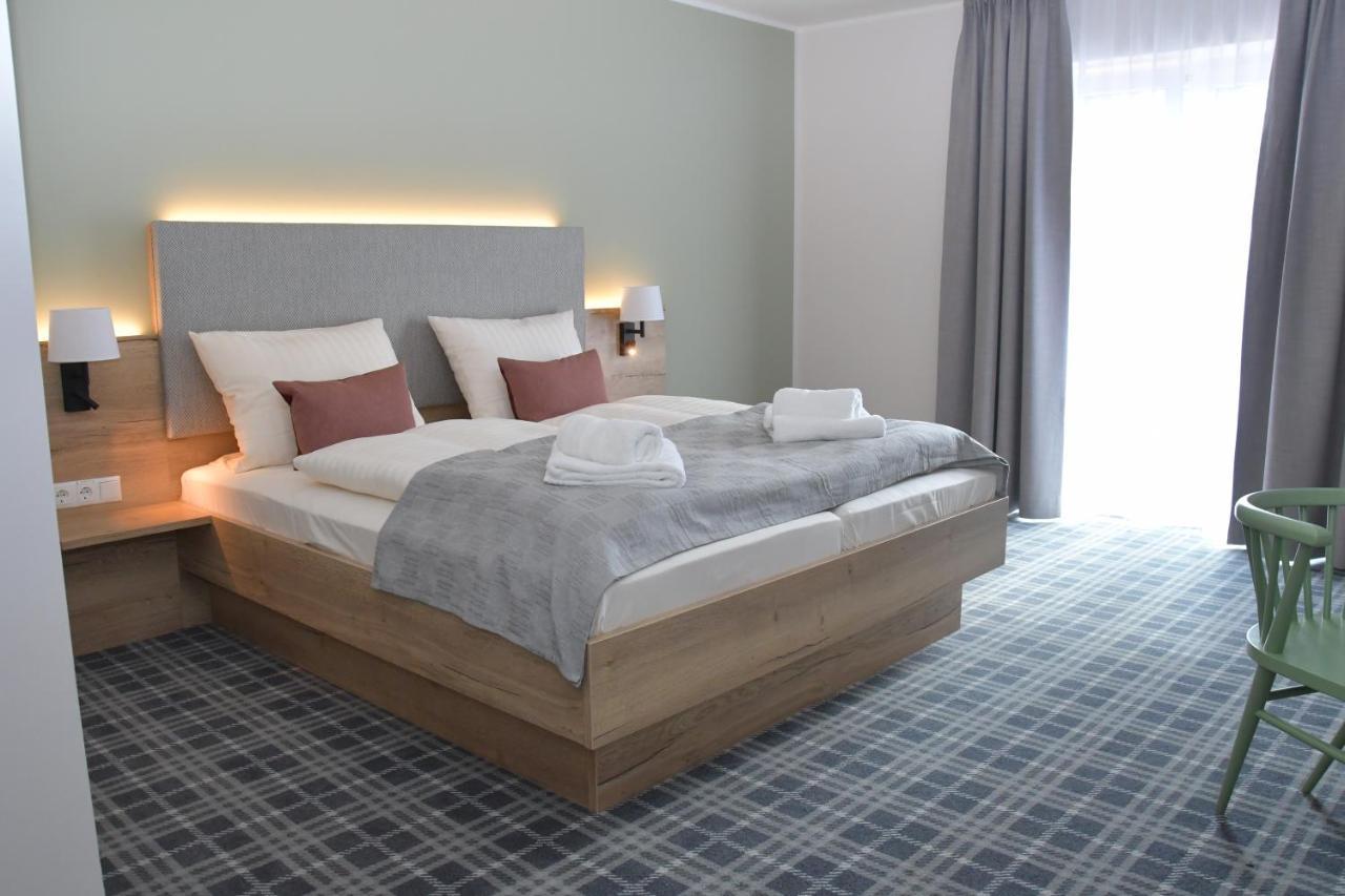 Landhaus Hamester - Hotel & Restaurant Basthorst  외부 사진