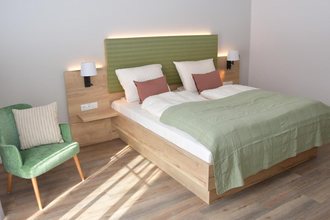 Landhaus Hamester - Hotel & Restaurant Basthorst  외부 사진