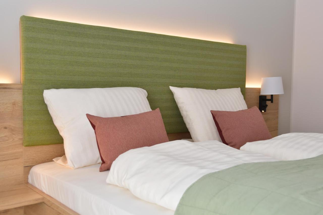 Landhaus Hamester - Hotel & Restaurant Basthorst  외부 사진