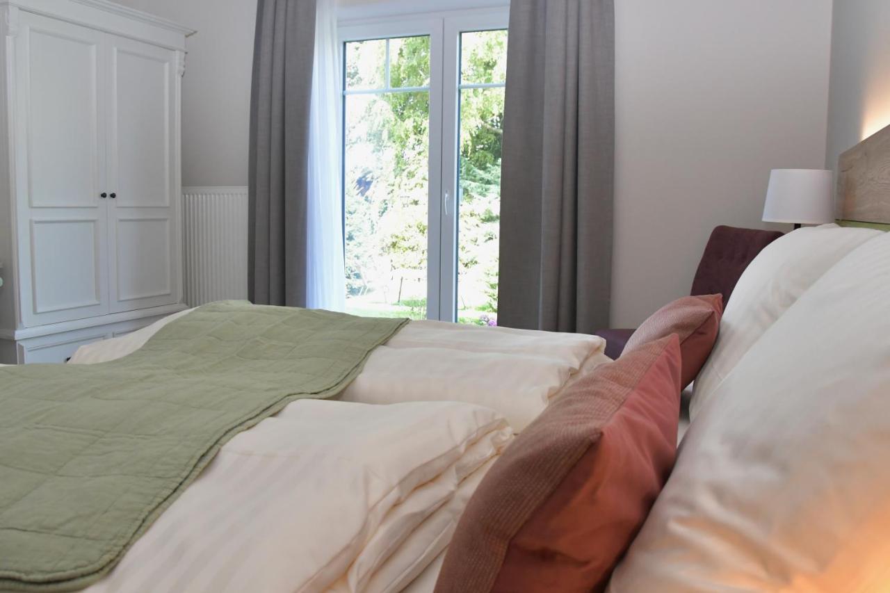 Landhaus Hamester - Hotel & Restaurant Basthorst  외부 사진