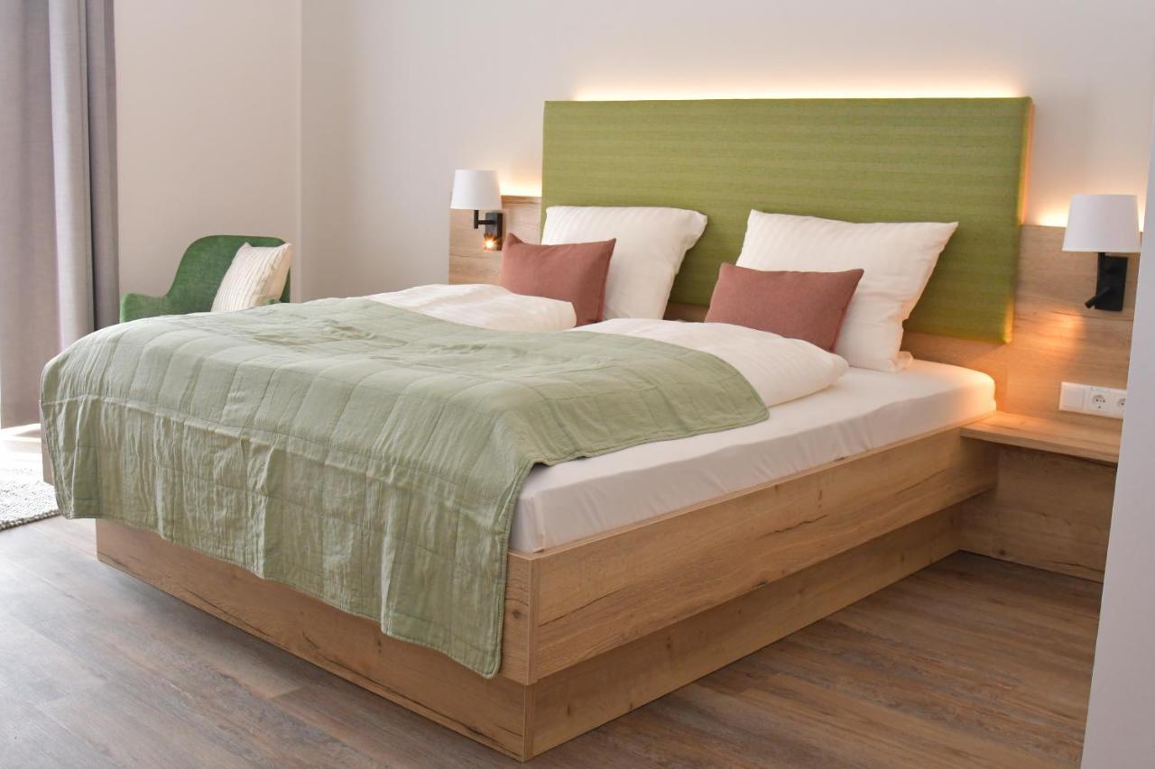 Landhaus Hamester - Hotel & Restaurant Basthorst  외부 사진
