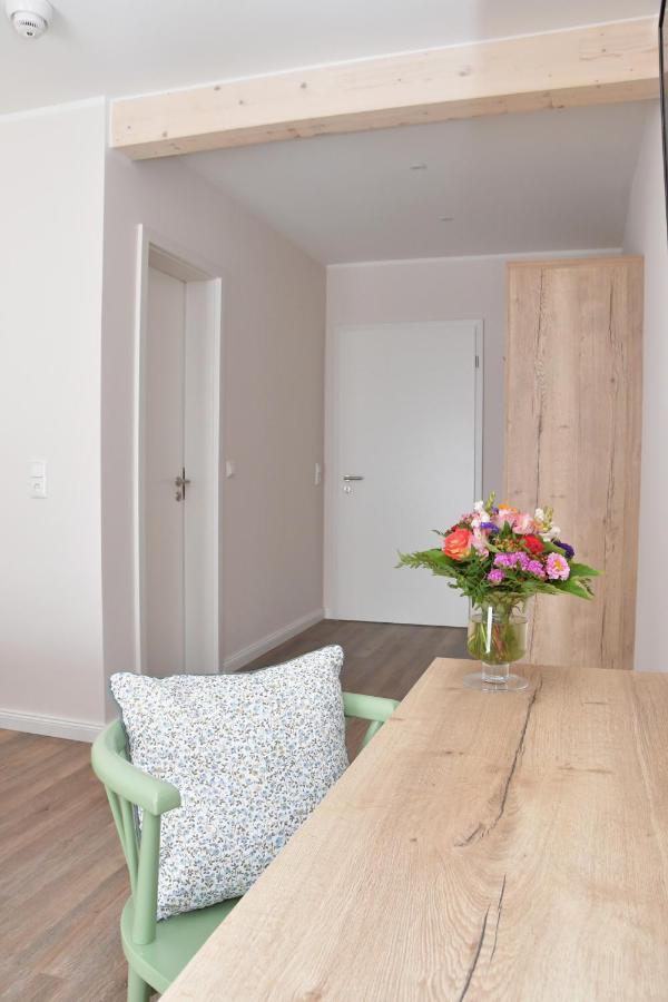 Landhaus Hamester - Hotel & Restaurant Basthorst  외부 사진
