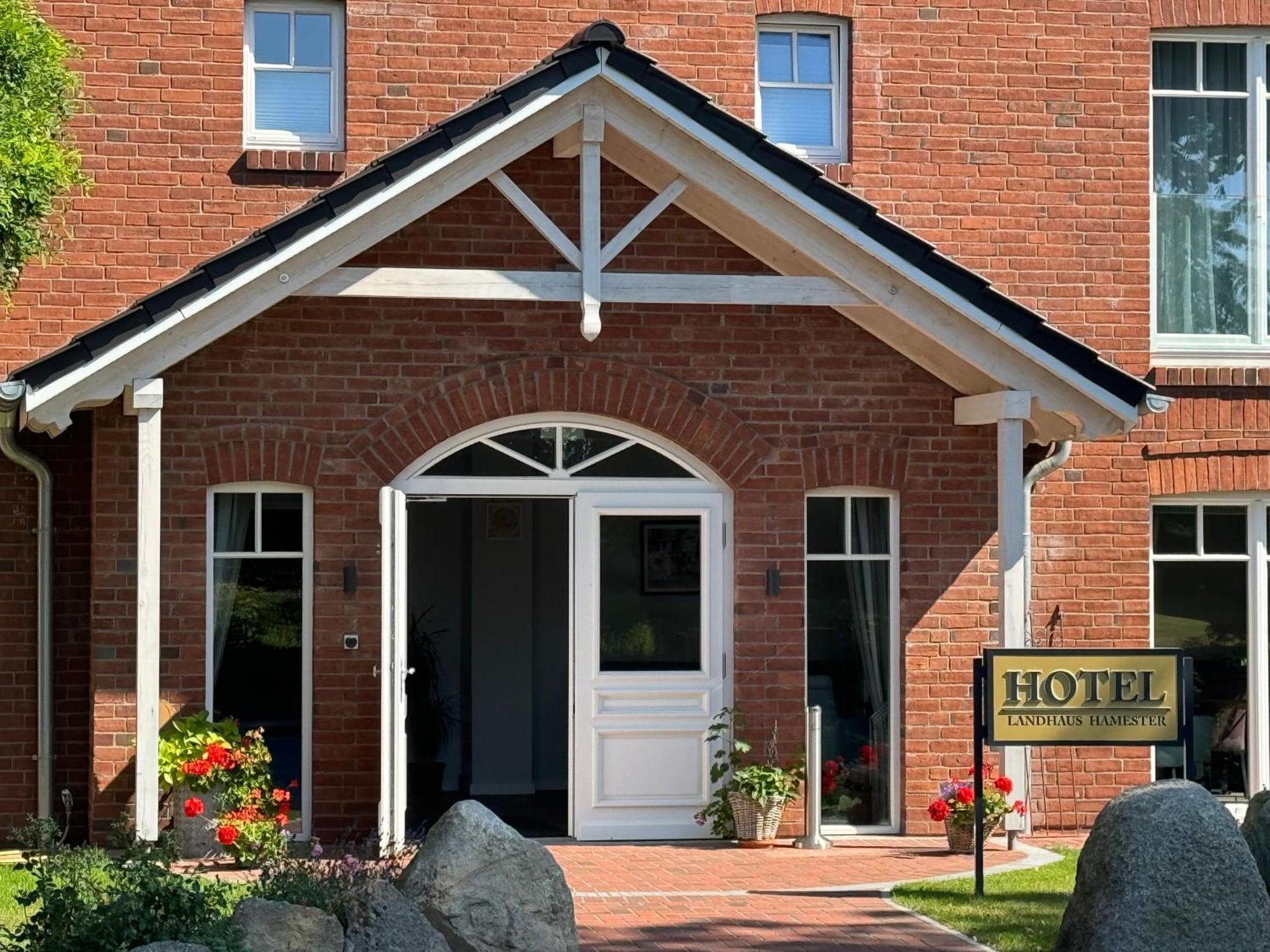 Landhaus Hamester - Hotel & Restaurant Basthorst  외부 사진
